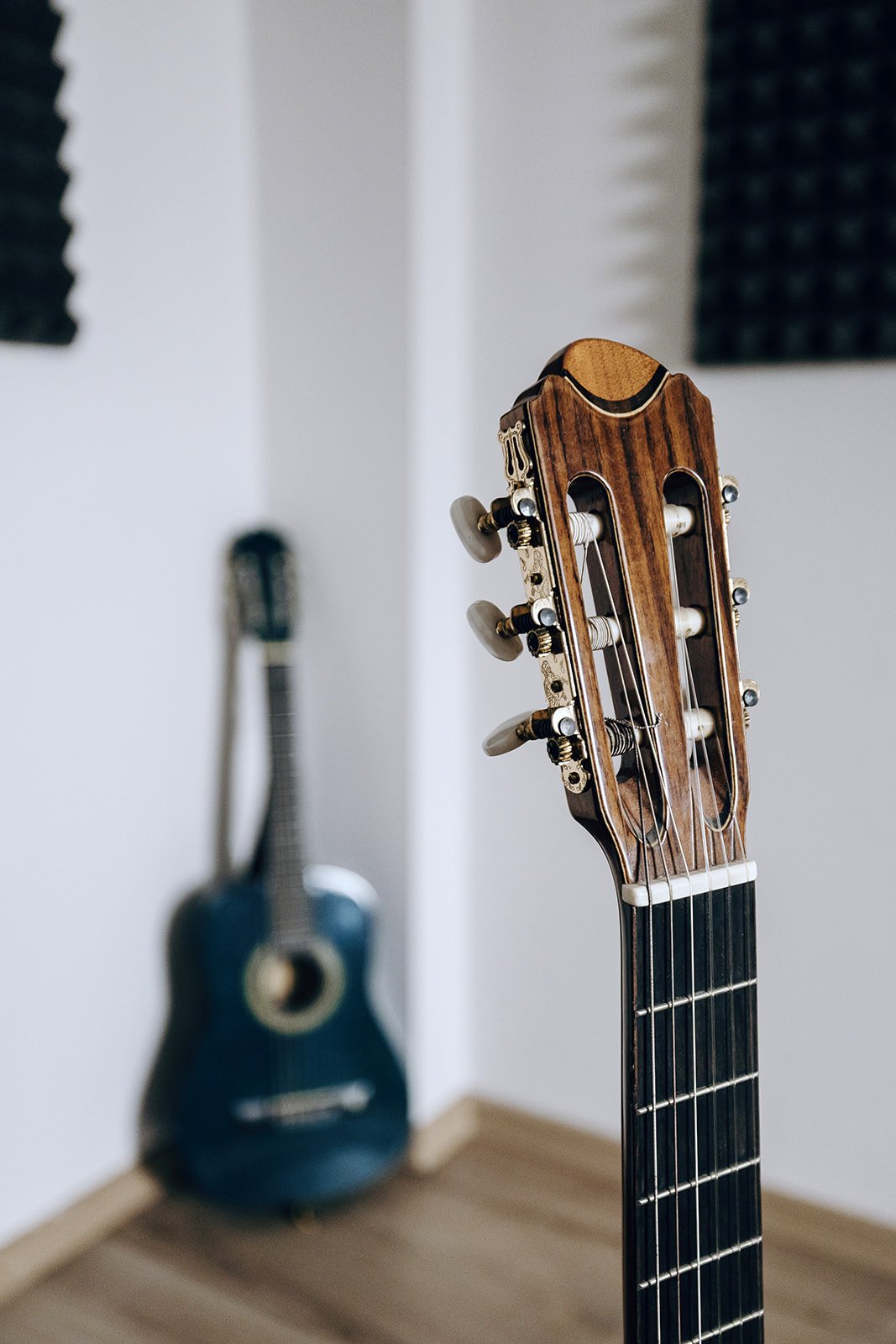 Guitar and music equipment in the Singasong studio