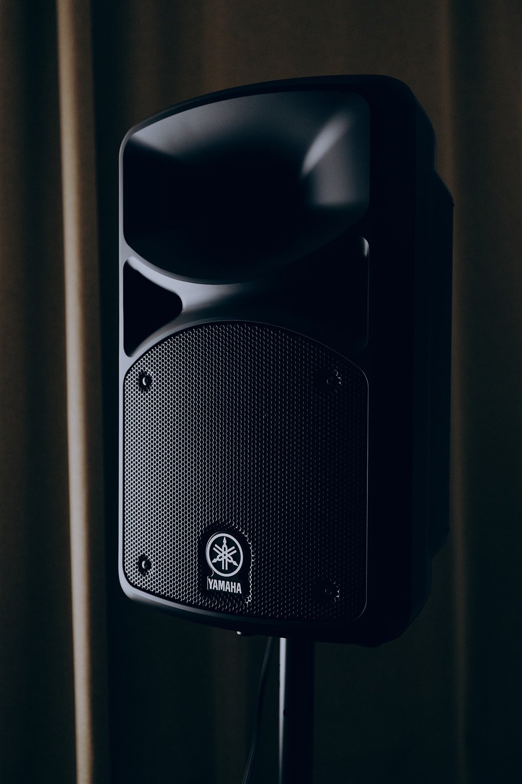 Studio monitor in the Singasong studio