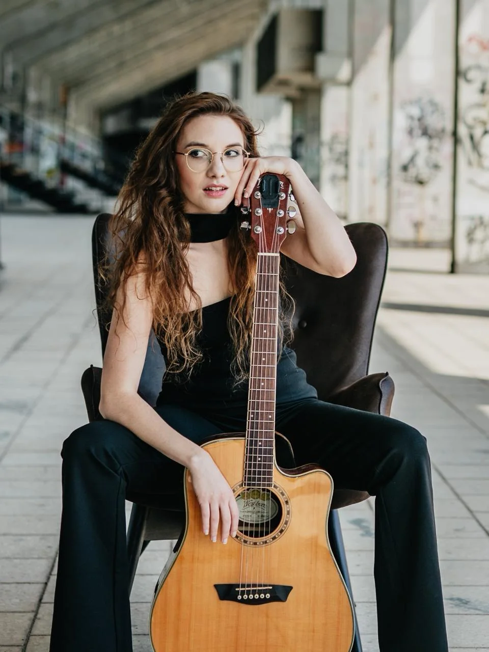 Katka, contemporary singing teacher